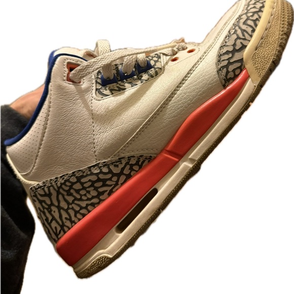 Jordan 3 - Picture 3 of 5